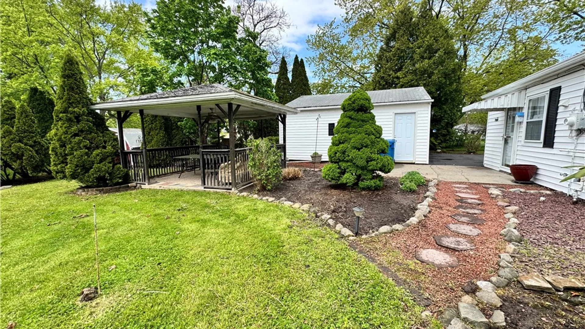 Property at 15 Barham Avenue, Waterloo, NY 13165 9