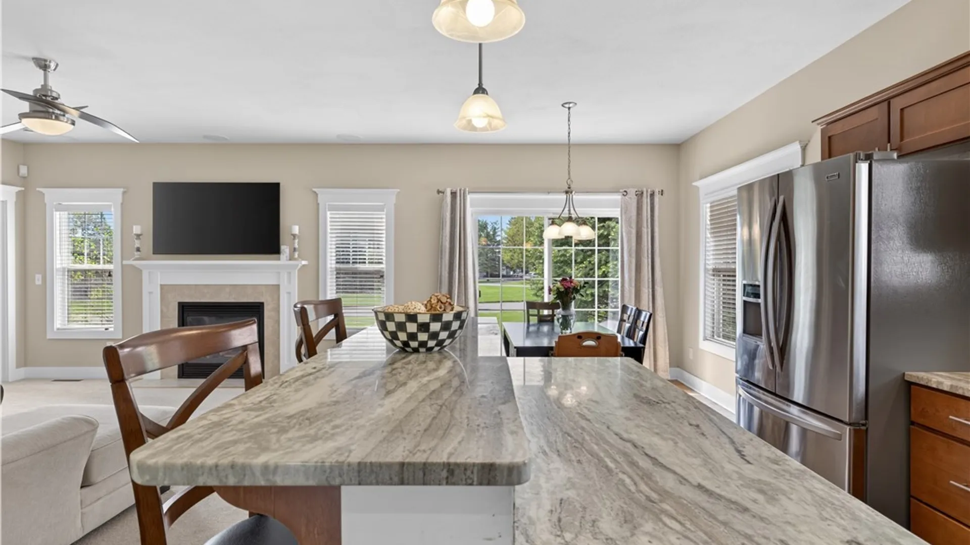 Property at 8195 Fenimore Court, Clay, NY 13090 11