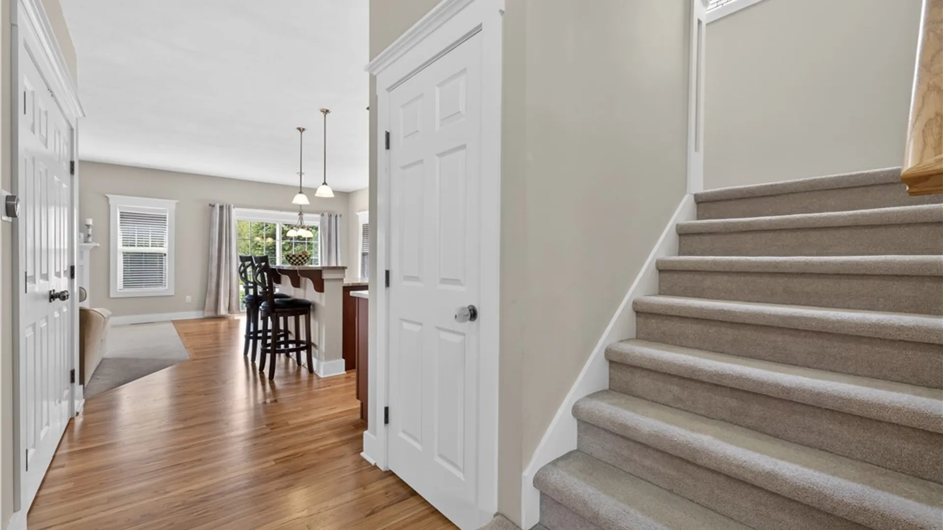 Property at 8195 Fenimore Court, Clay, NY 13090 4