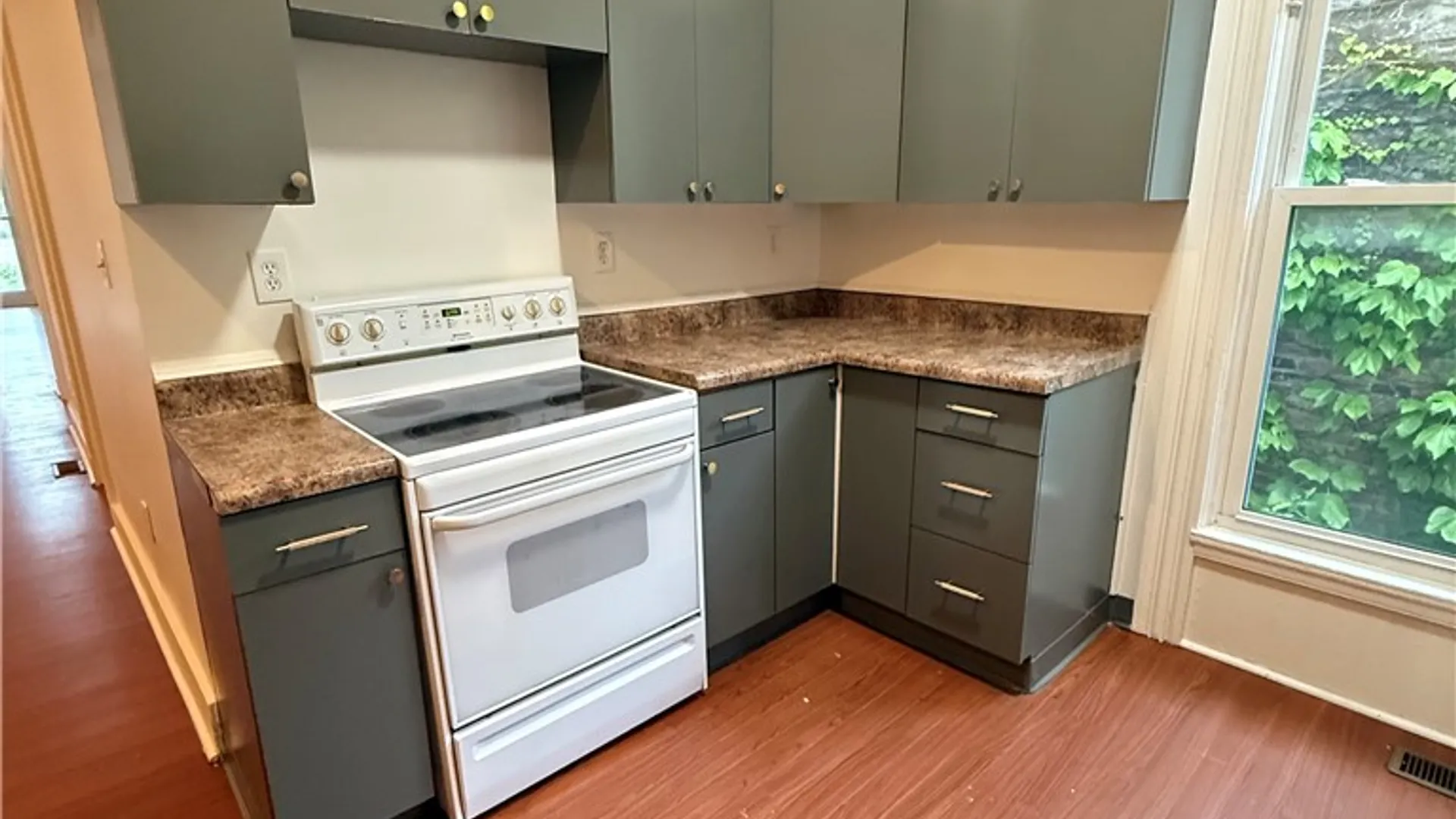 Property at 188-190 Charlotte Street, Rochester, NY 14607 18