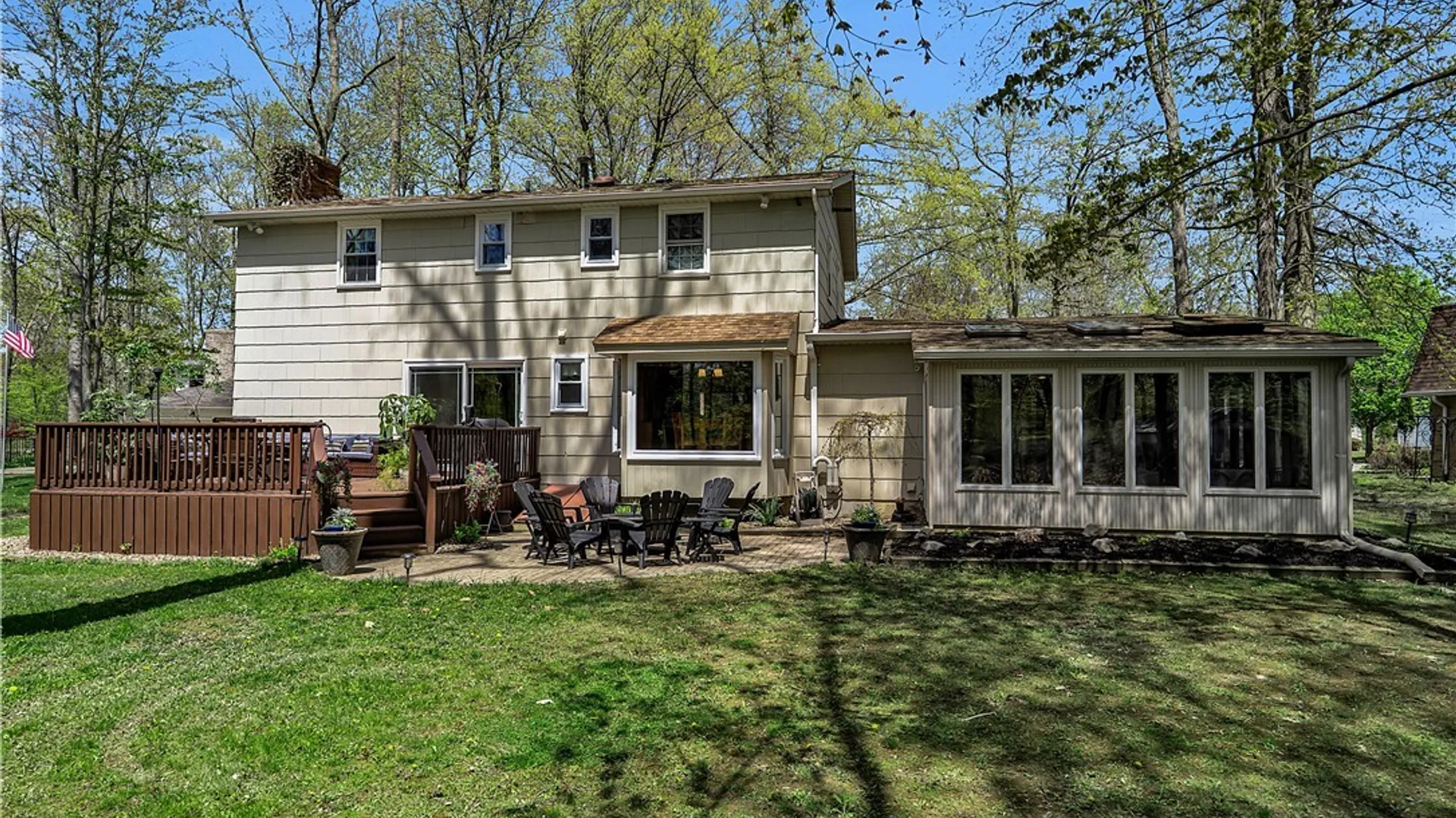 Property at 126 Amberwood Drive, Grand Island, NY 14072 41