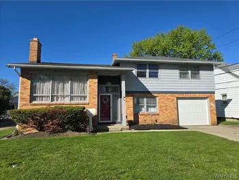 Property at 636 Evergreen Drive, Tonawanda, NY 14150