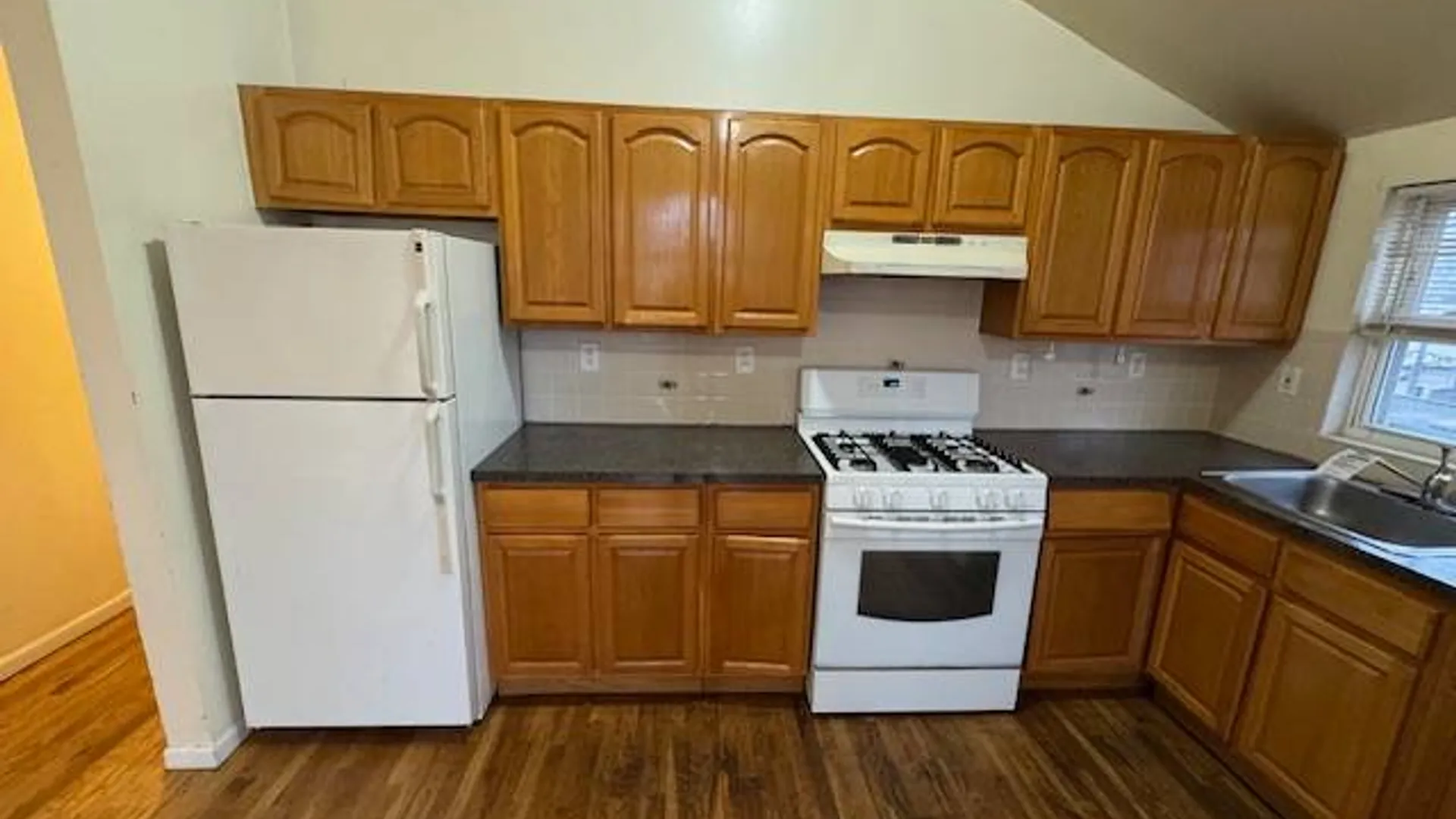 Property at 178 Highland Blvd, Brooklyn, NY 11207 23