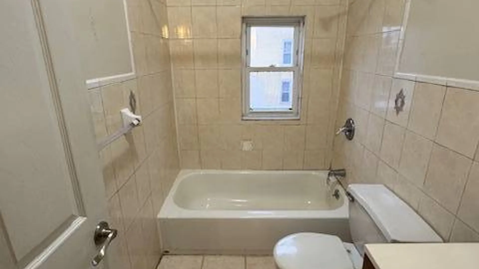 Property at 178 Highland Blvd, Brooklyn, NY 11207 25