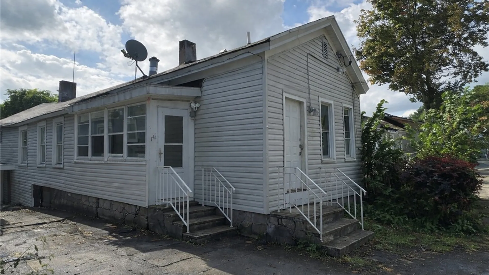 Property at 147 Steuben Street, Syracuse, NY 13208 2