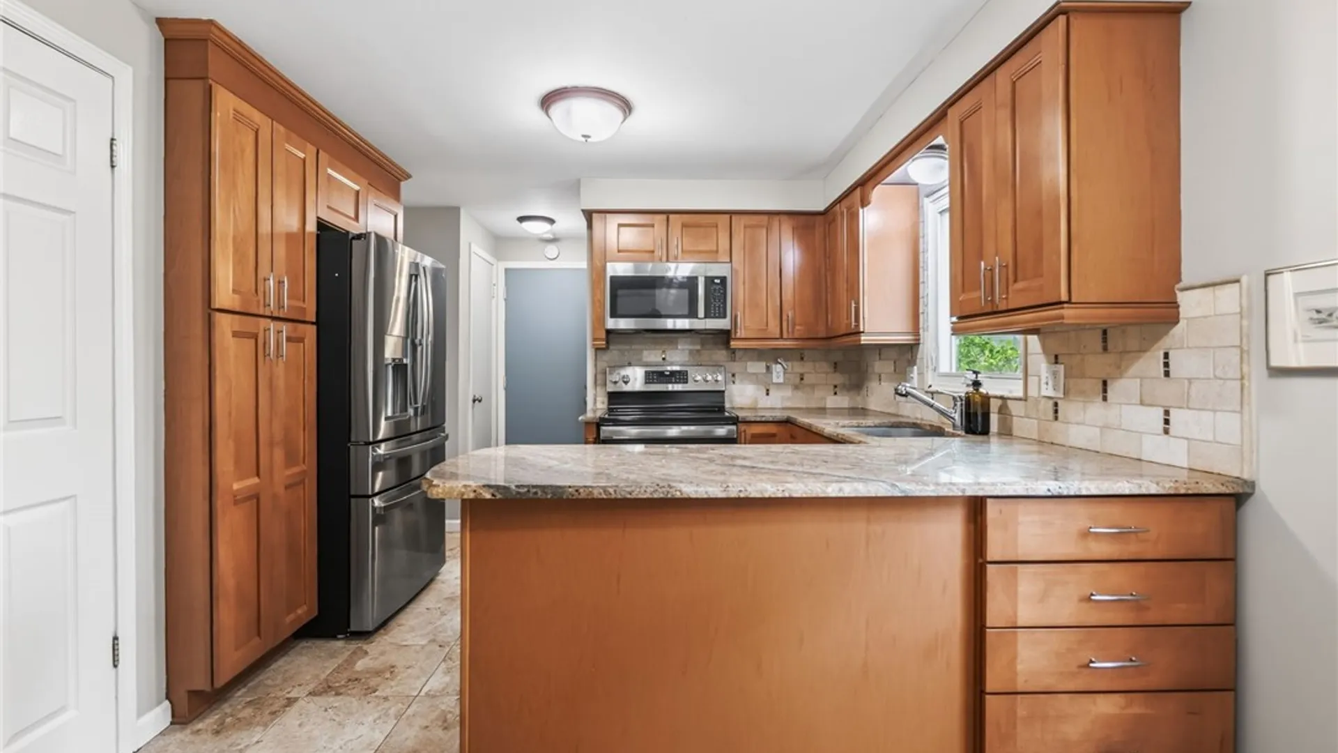 Property at 4 Skelby-Moor Lane, Perinton, NY 14450 11