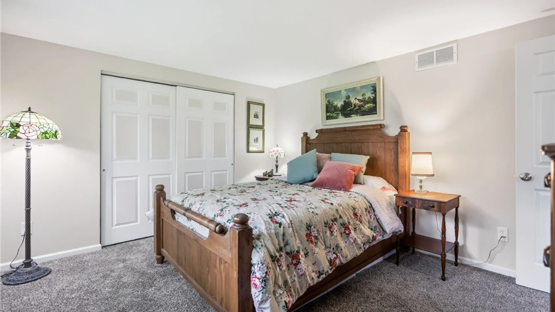 Property at 4 Skelby-Moor Lane, Perinton, NY 14450 16