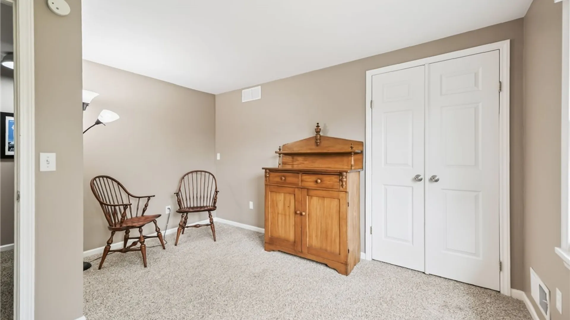 Property at 4 Skelby-Moor Lane, Perinton, NY 14450 18