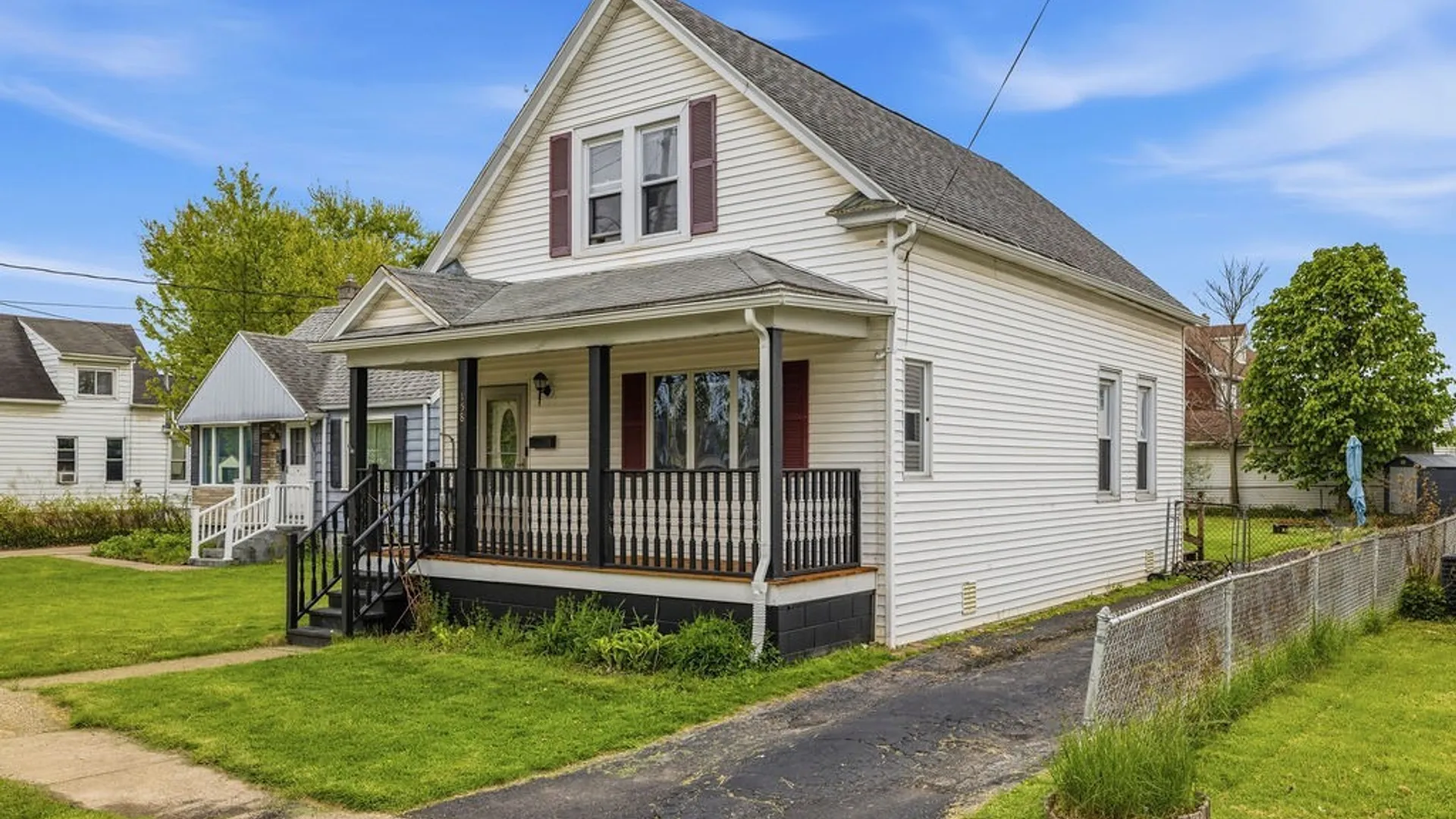 Property at 158 Crisfield Avenue, Cheektowaga, NY 14206 3