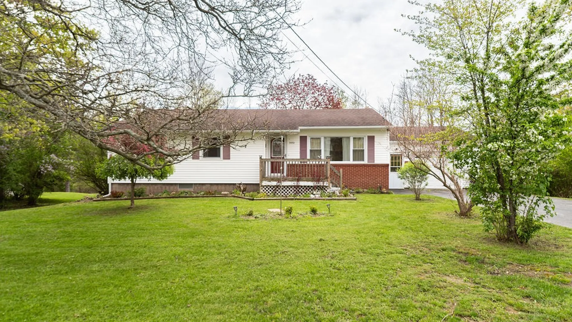 Property at 3450 Dodgeson Road, Alexander, NY 14005 2