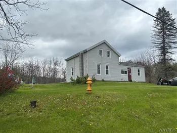 4202 Holley Byron Road, Clarendon, NY 14470