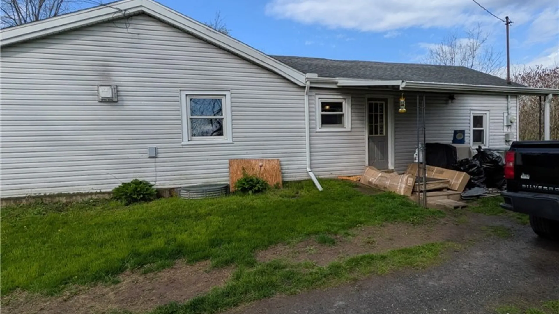 Property at 4202 Holley Byron Road, Clarendon, NY 14470 2
