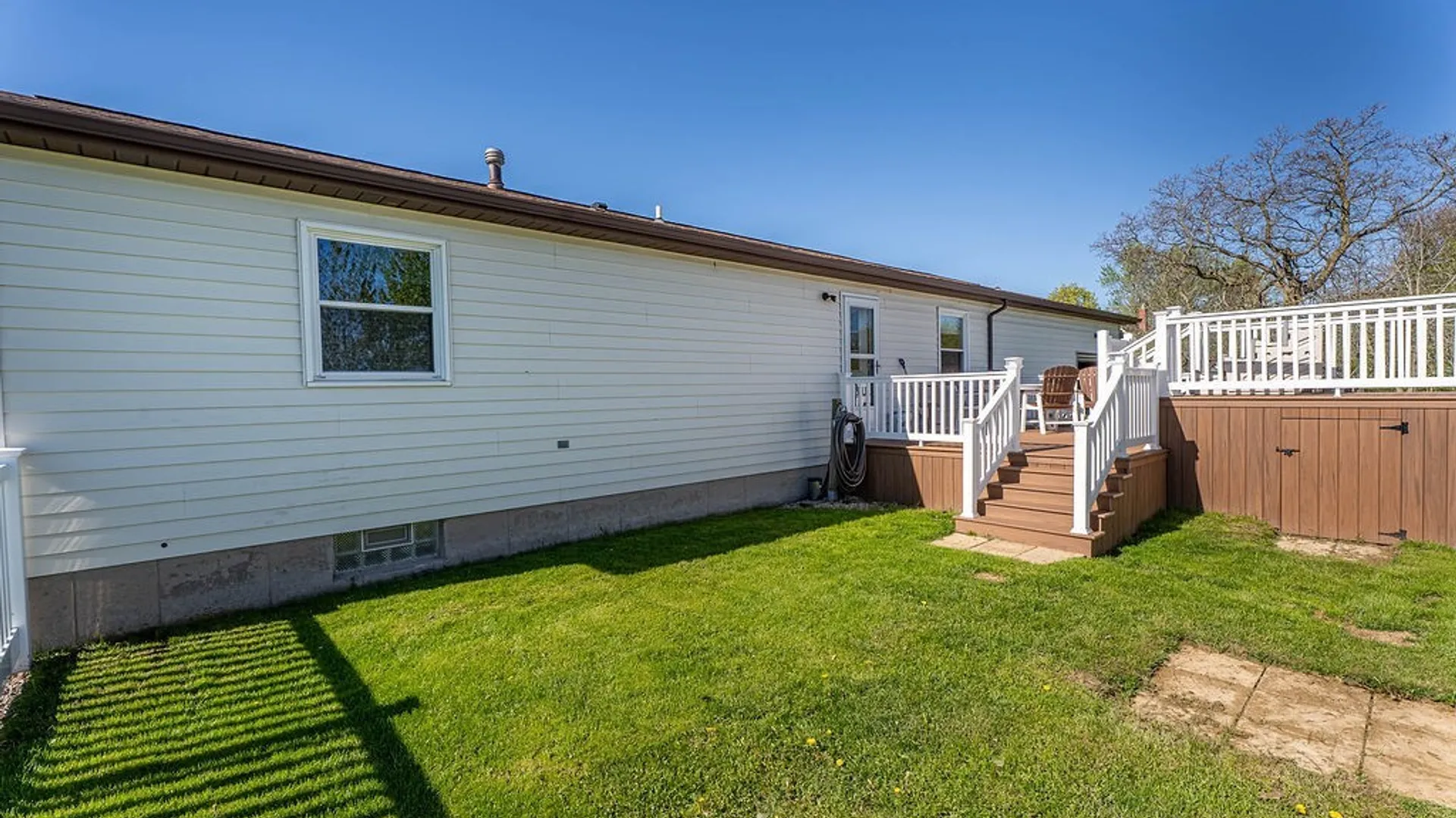 Property at 3889 Slusaric Road, Wheatfield, NY 14120 43