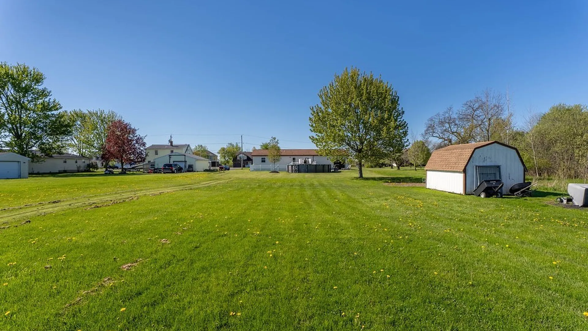 Property at 3889 Slusaric Road, Wheatfield, NY 14120 46
