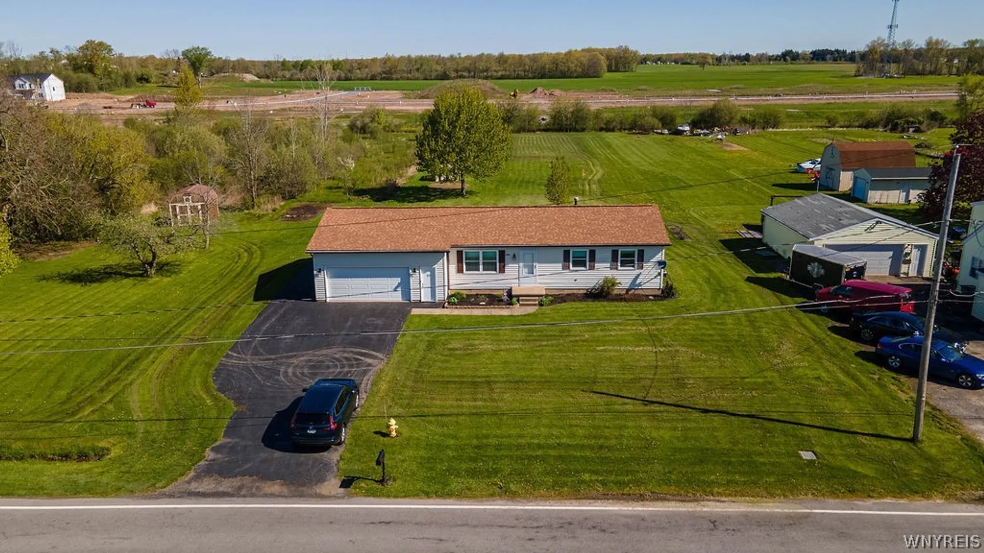 Property at 3889 Slusaric Road, Wheatfield, NY 14120 48