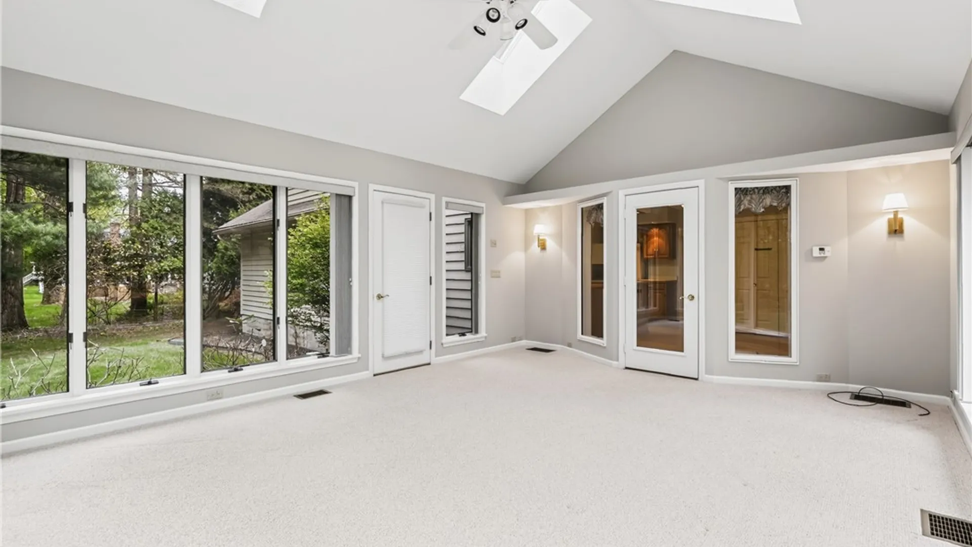 Property at 472 Maplewoods Ln, Webster, NY 14580 15