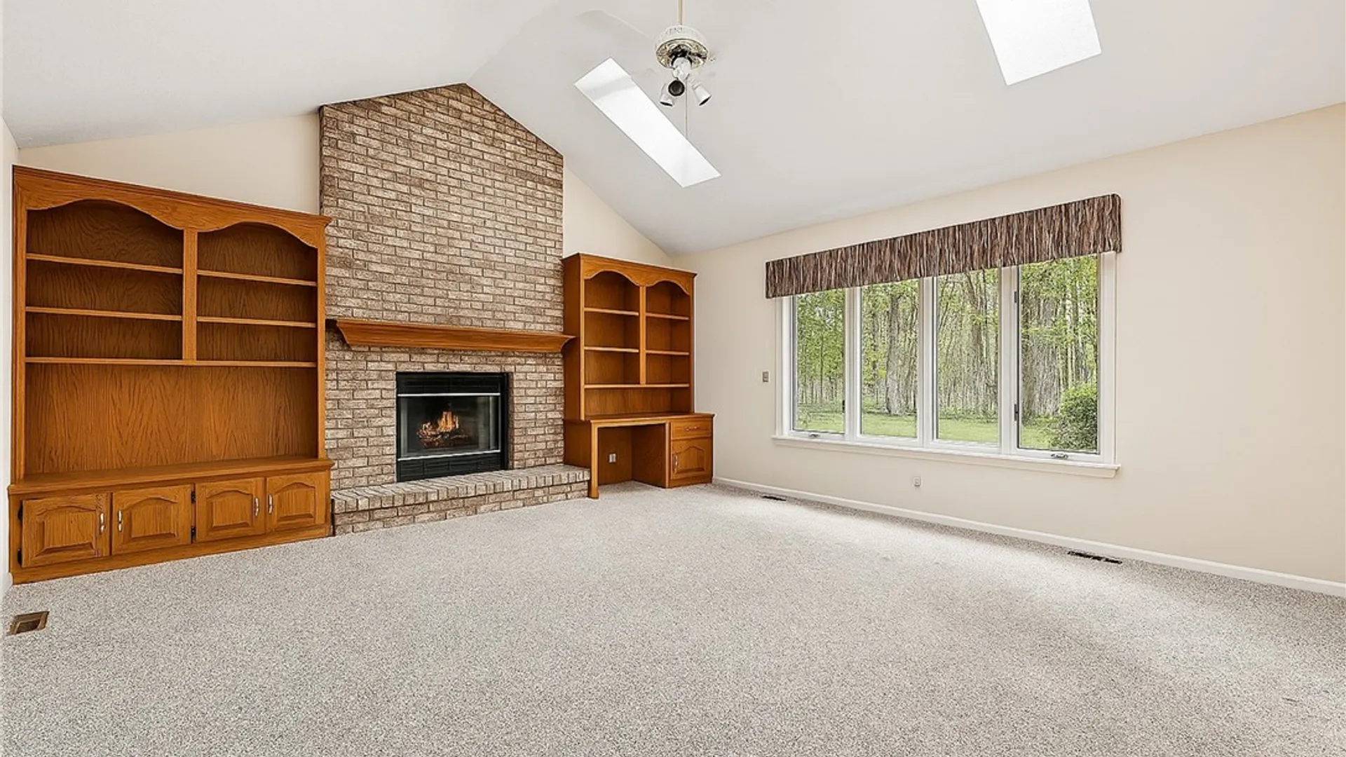Property at 472 Maplewoods Ln, Webster, NY 14580 18
