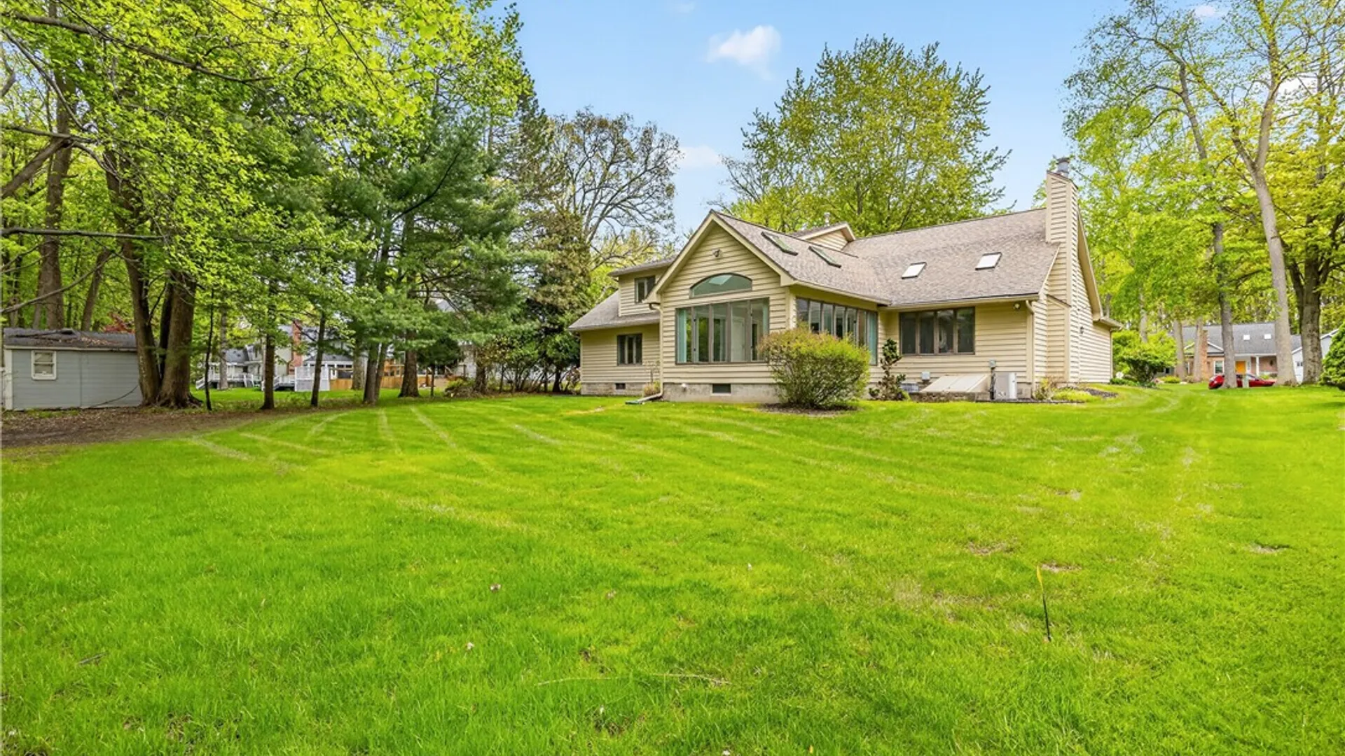 Property at 472 Maplewoods Ln, Webster, NY 14580 38