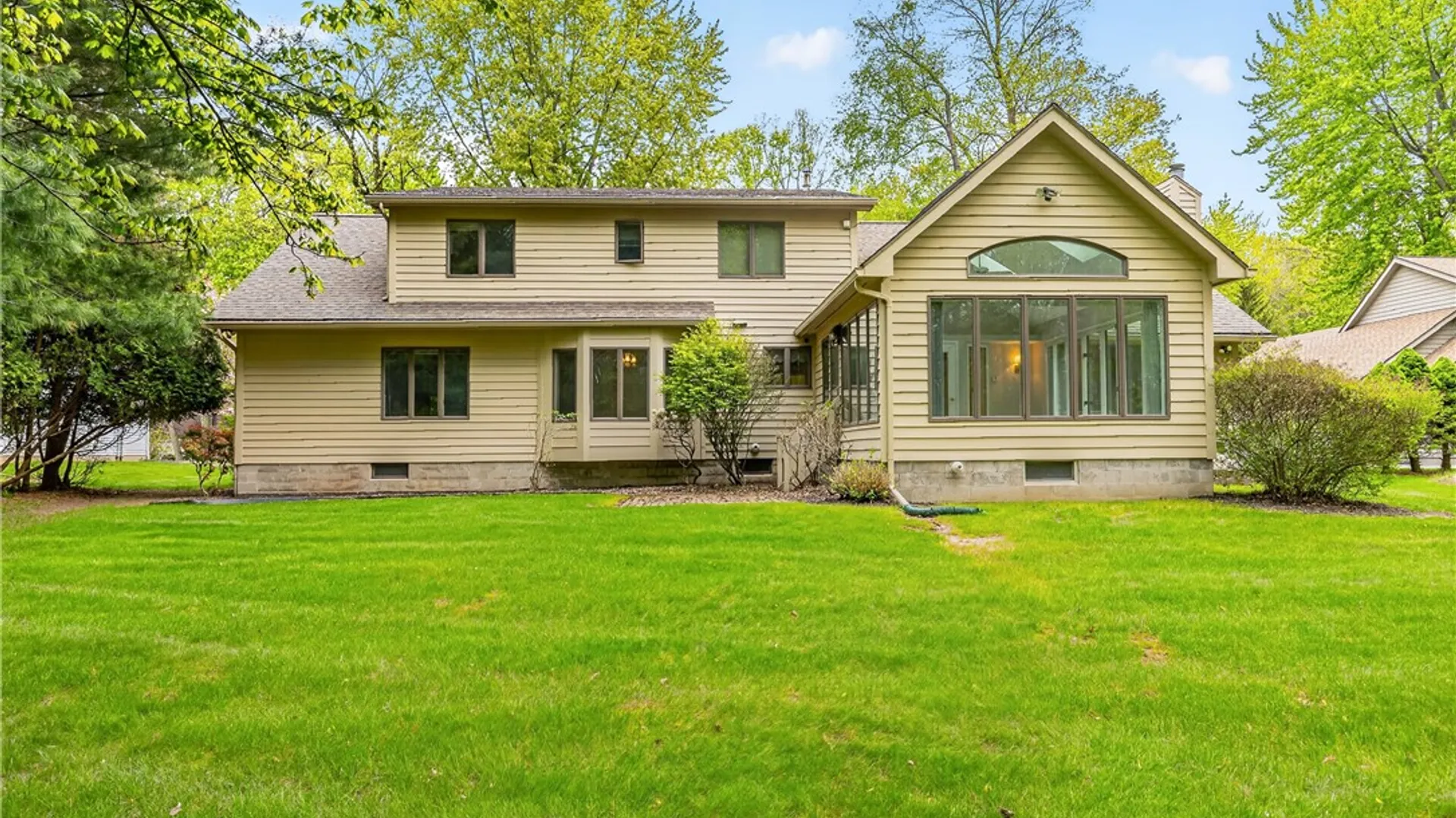 Property at 472 Maplewoods Ln, Webster, NY 14580 41