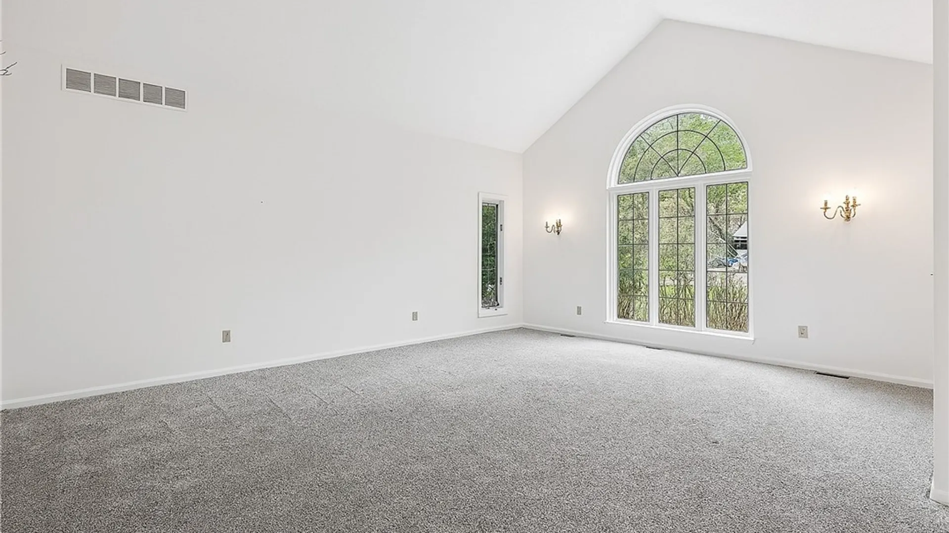 Property at 472 Maplewoods Ln, Webster, NY 14580 8