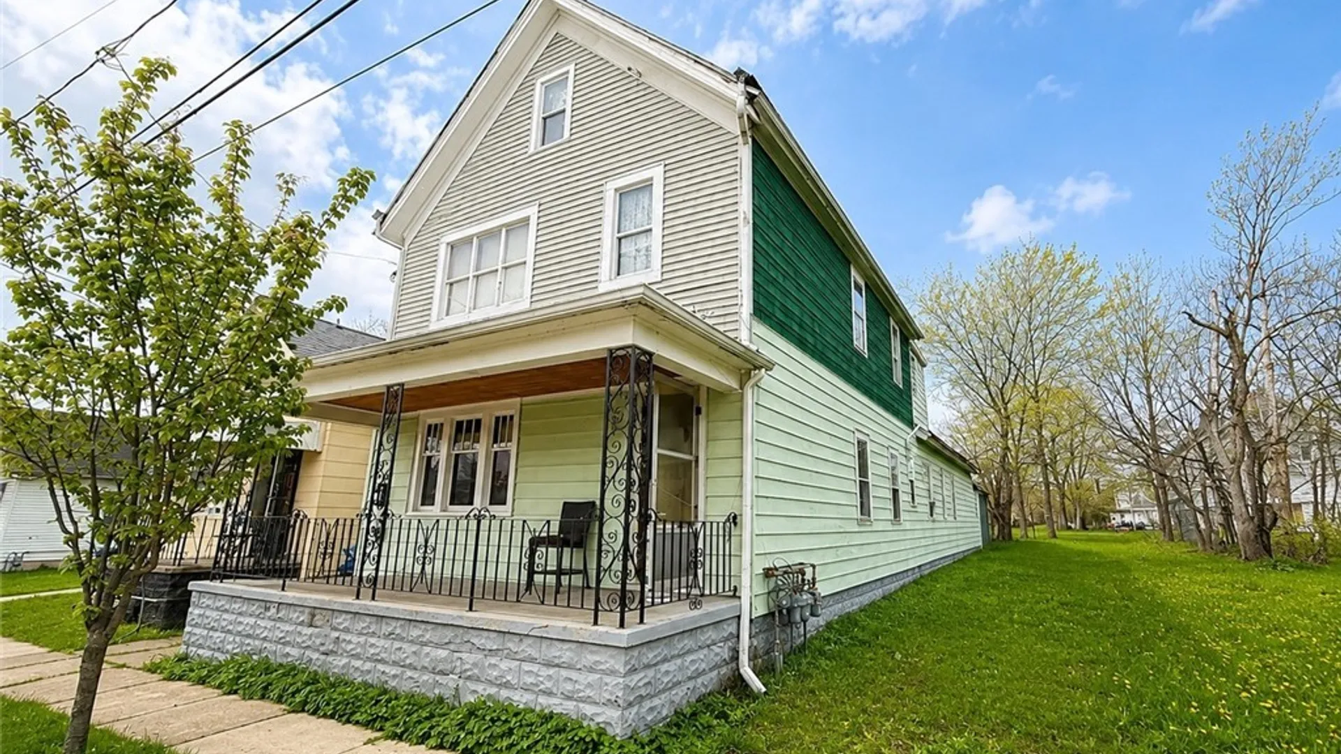 Property at 218 Coit Street, Buffalo, NY 14212 2