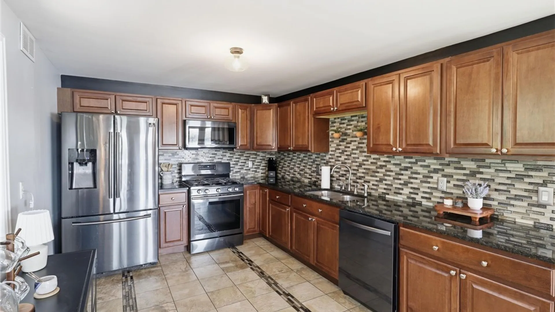 Property at 2296 River Road, Grand Island, NY 14072 13