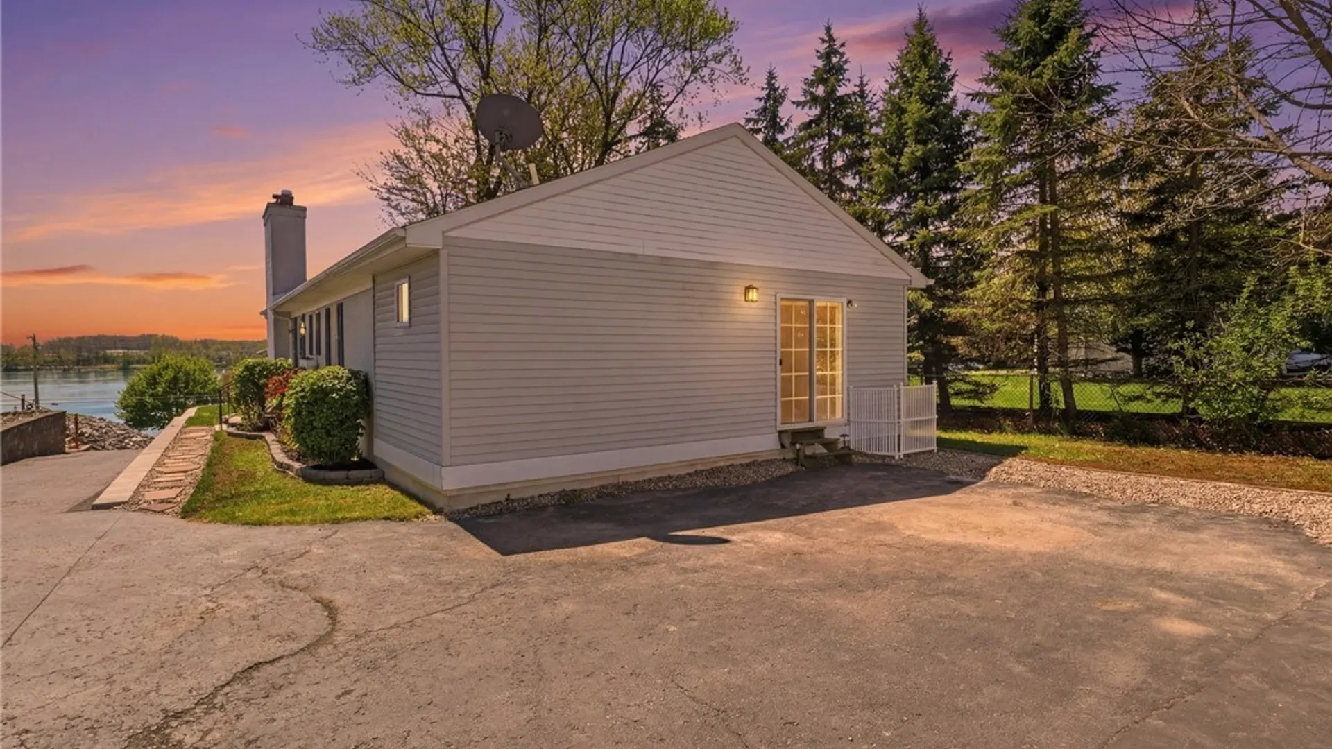 Property at 2296 River Road, Grand Island, NY 14072 38