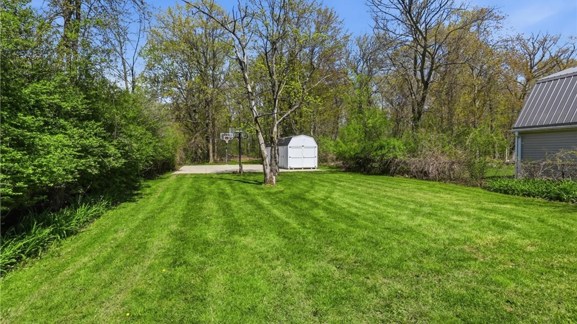 Property at 2296 River Road, Grand Island, NY 14072 39