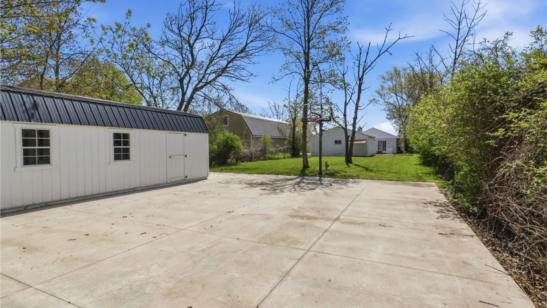 Property at 2296 River Road, Grand Island, NY 14072 41