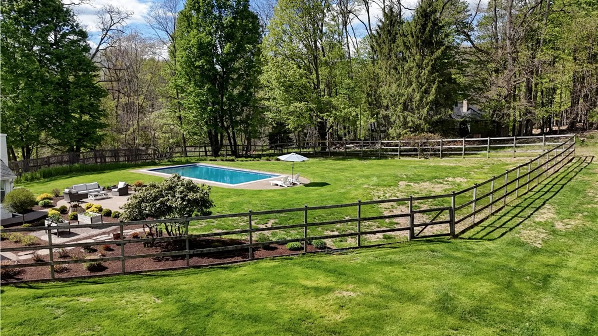 Property at 295 Fisher Road, Victor, NY 14534 44
