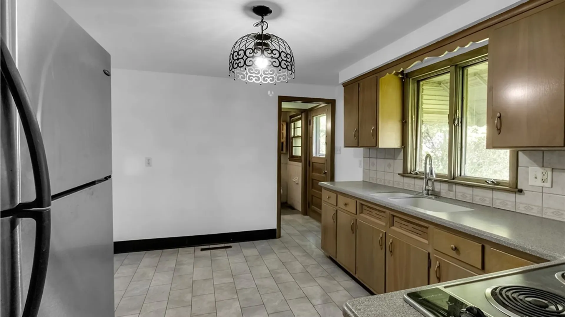 Property at 8130 Packard Road, Niagara, NY 14304 16