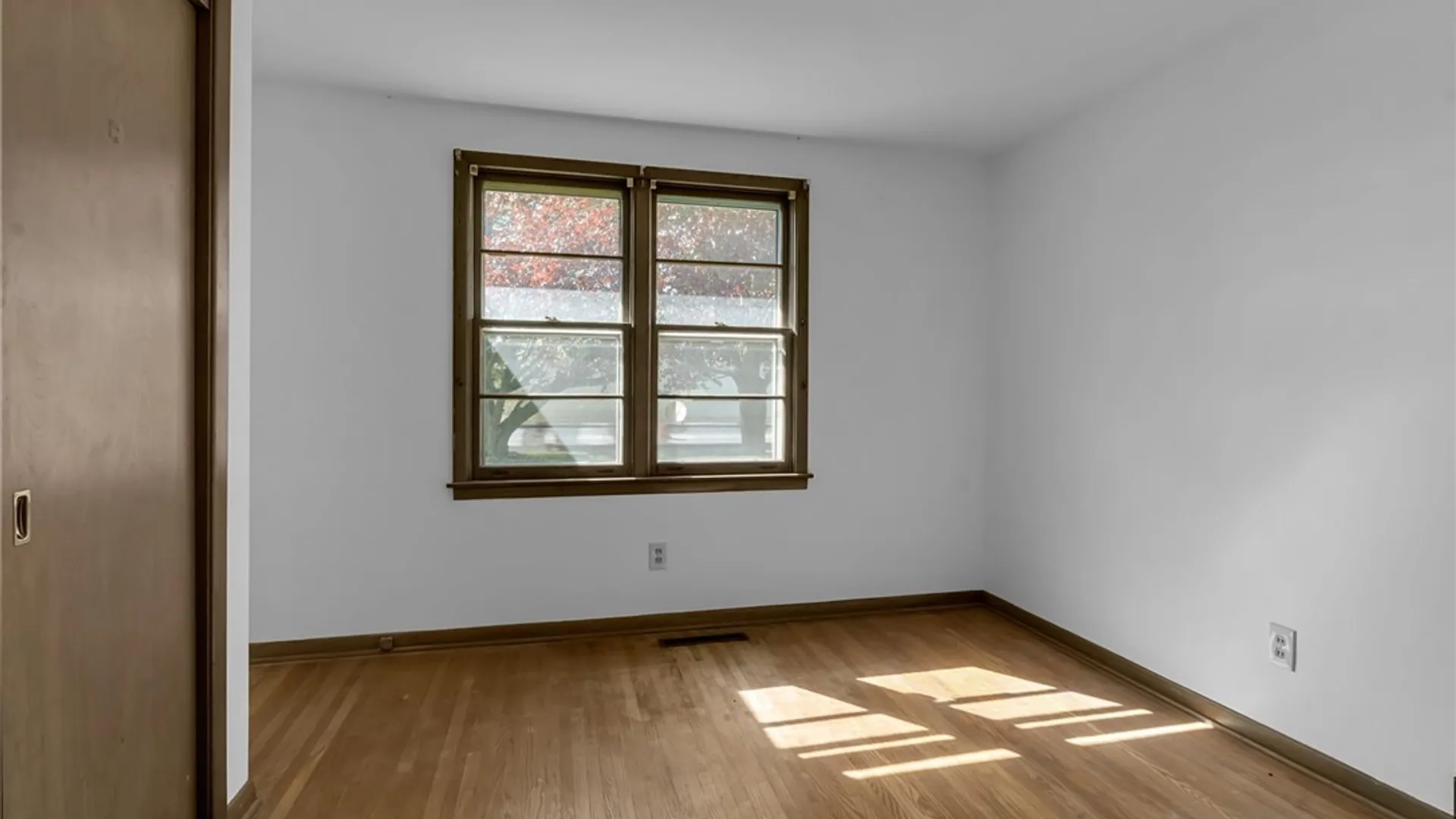 Property at 8130 Packard Road, Niagara, NY 14304 17