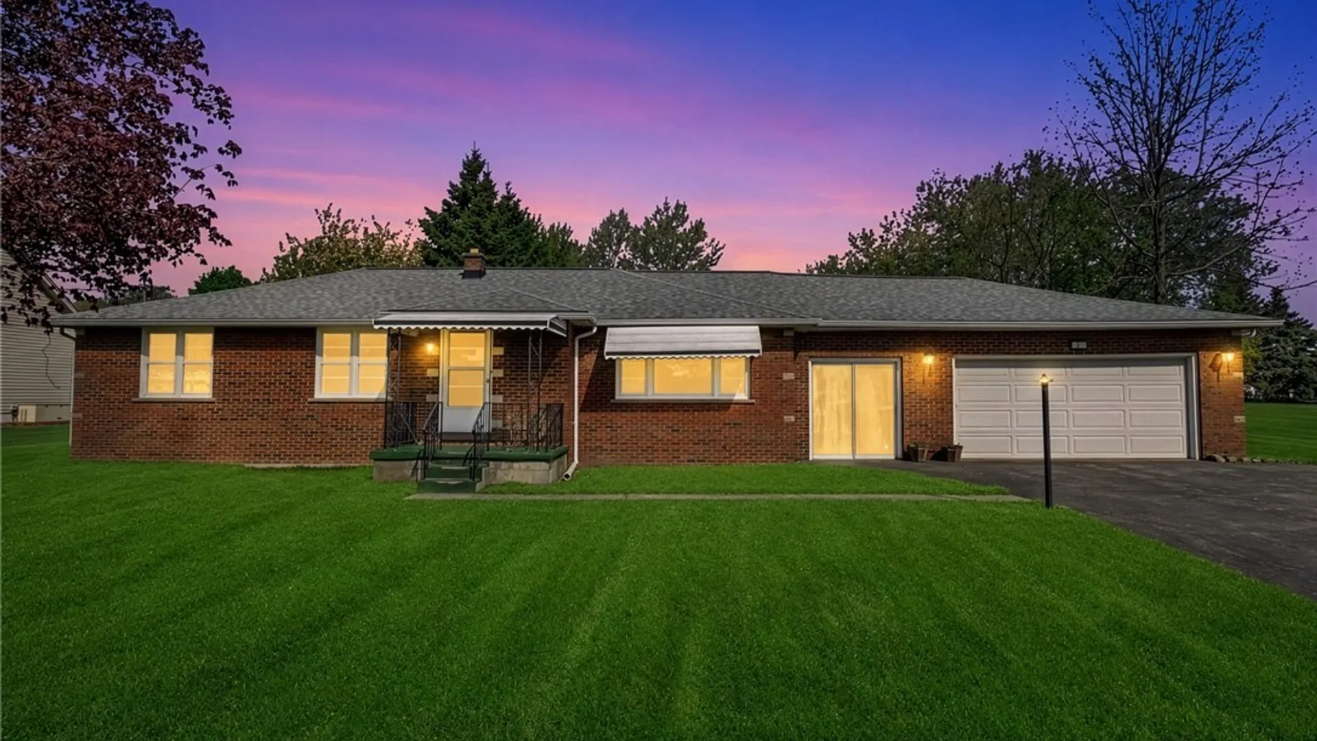 Property at 8130 Packard Road, Niagara, NY 14304 2