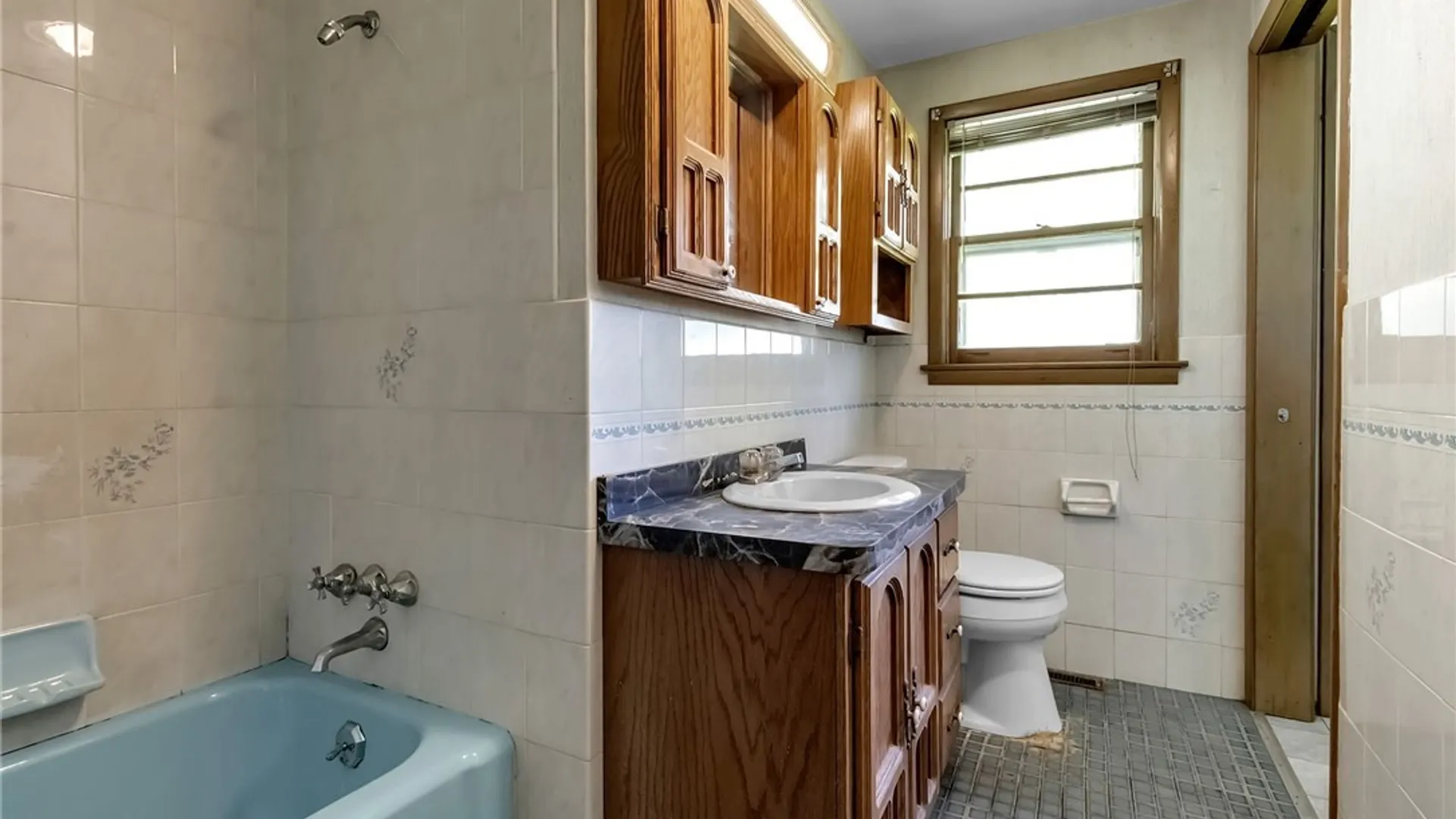 Property at 8130 Packard Road, Niagara, NY 14304 23