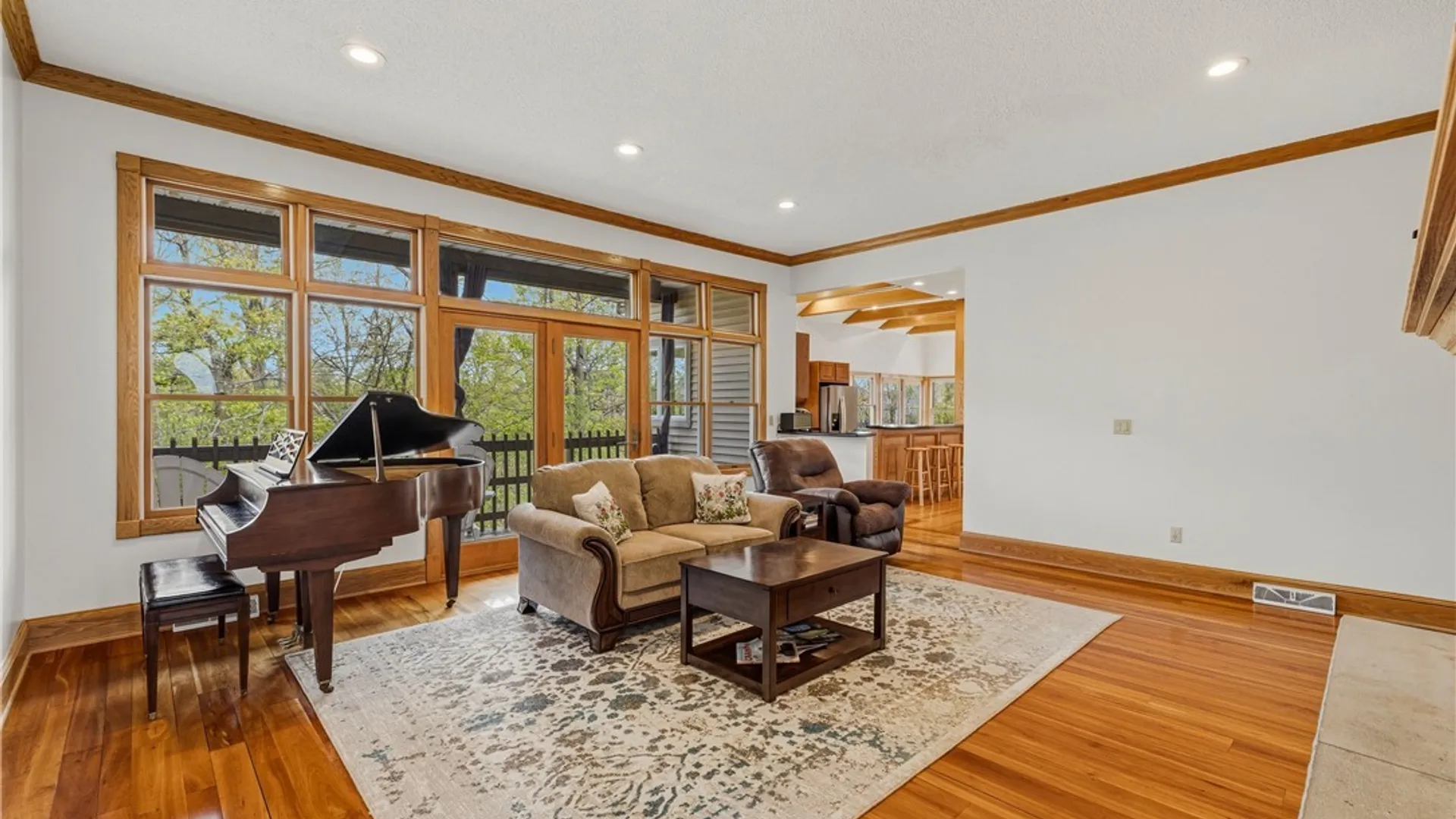 Property at 207 Forest Creek Lane, Grand Island, NY 14072 13