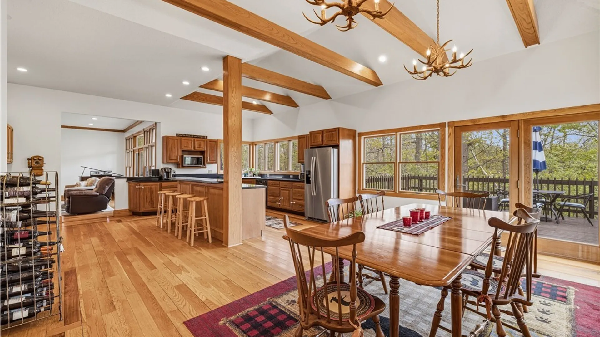 Property at 207 Forest Creek Lane, Grand Island, NY 14072 19