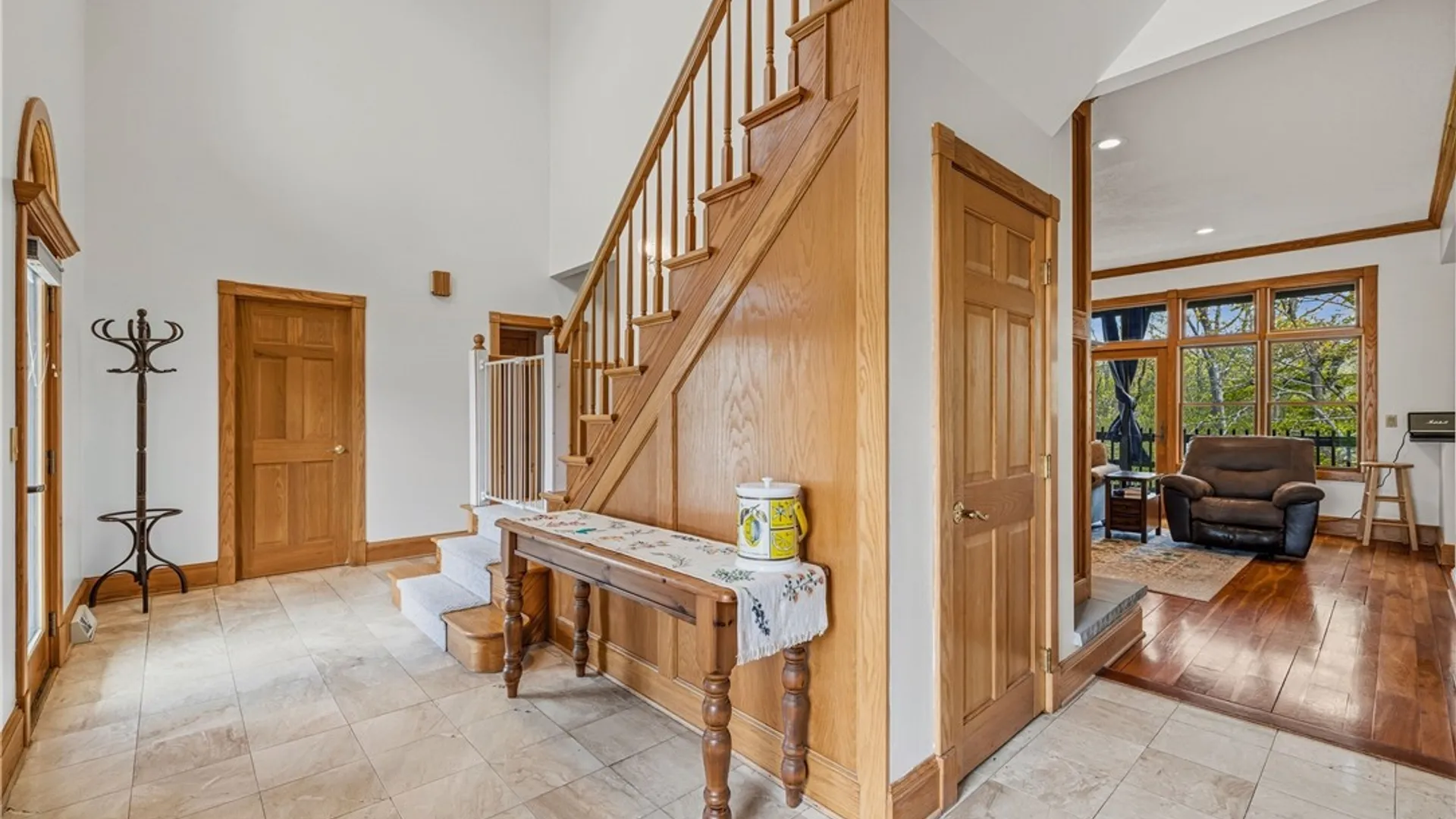 Property at 207 Forest Creek Lane, Grand Island, NY 14072 3