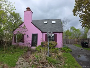 Property at 104 Koenig Road, Tonawanda, NY 14150