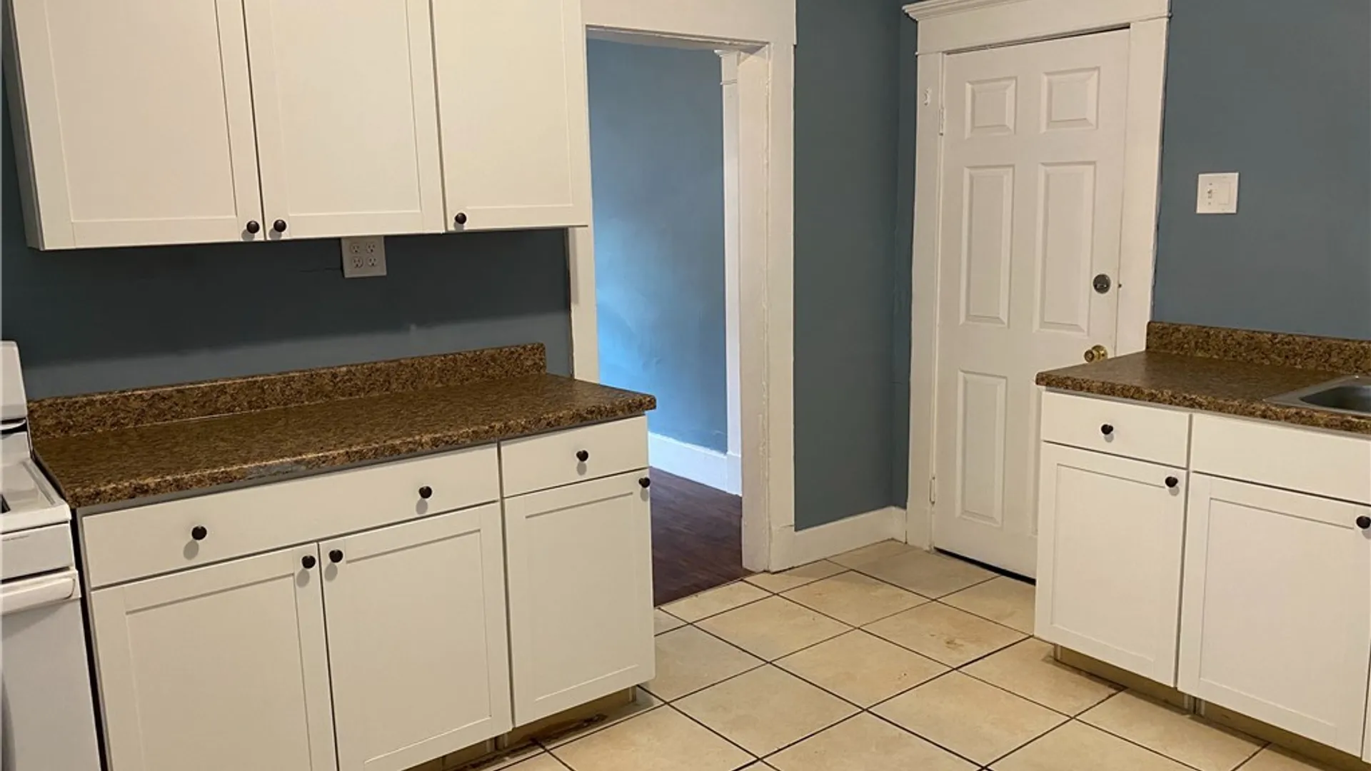 Property at 260 Humboldt Parkway, Buffalo, NY 14214 11