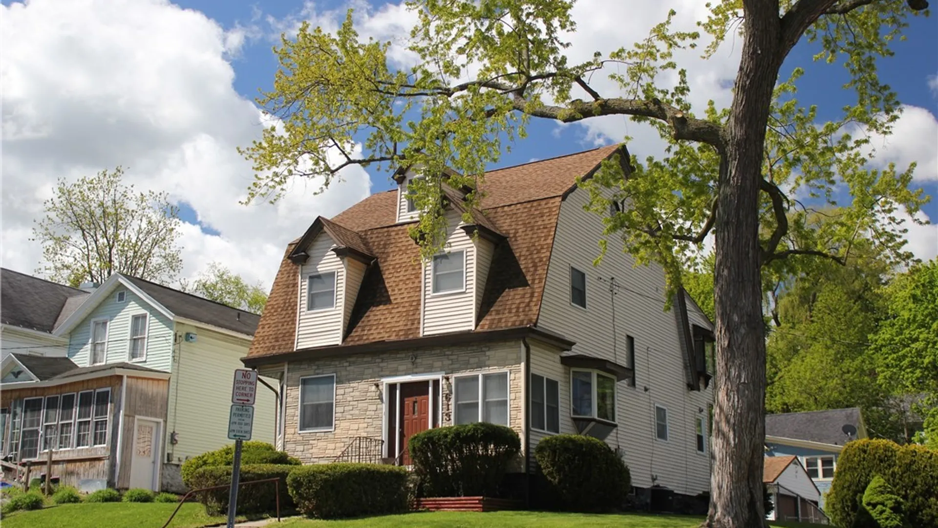 Property at 613 Avery Avenue, Syracuse, NY 13204 2