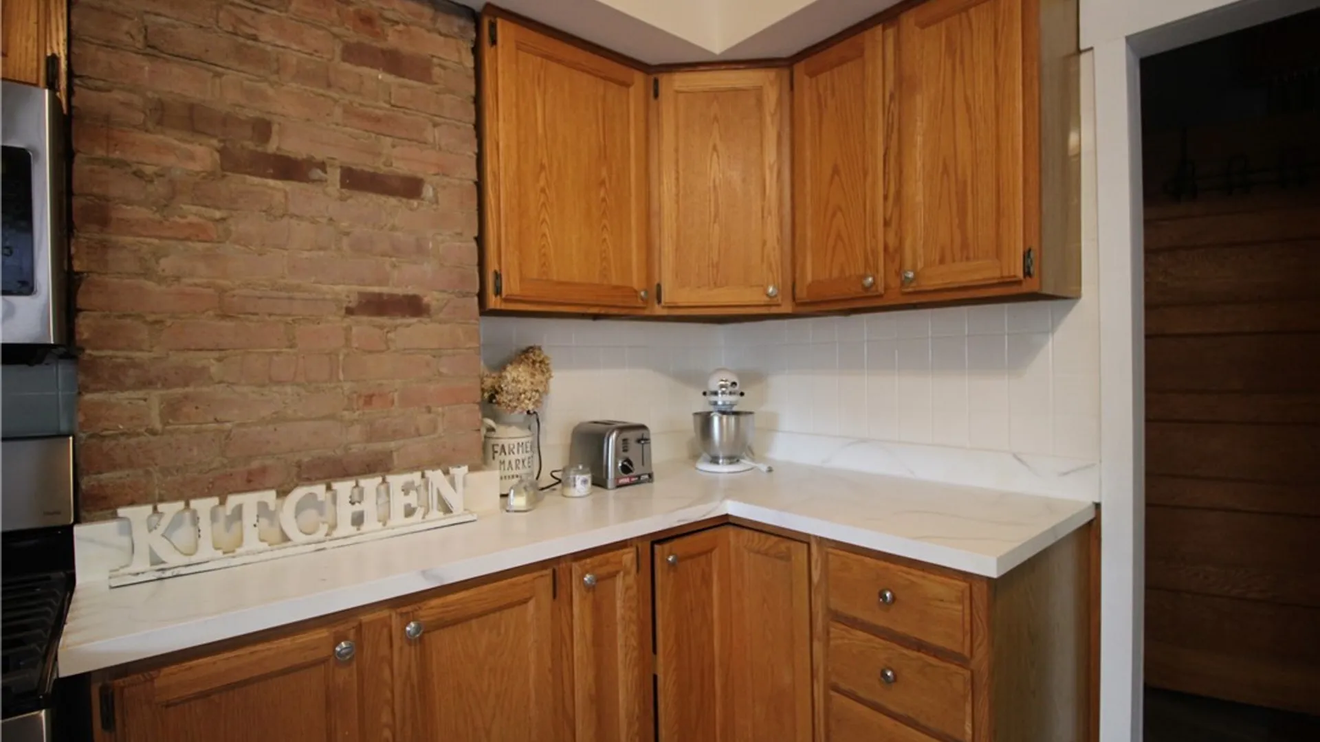 Property at 613 Avery Avenue, Syracuse, NY 13204 7