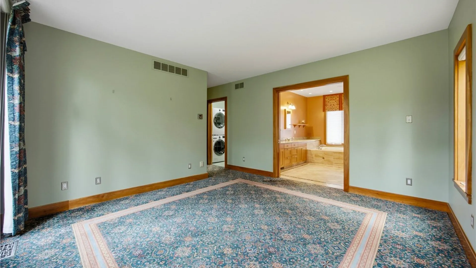 Property at 7 SCR Lane, Perinton, NY 14564 22
