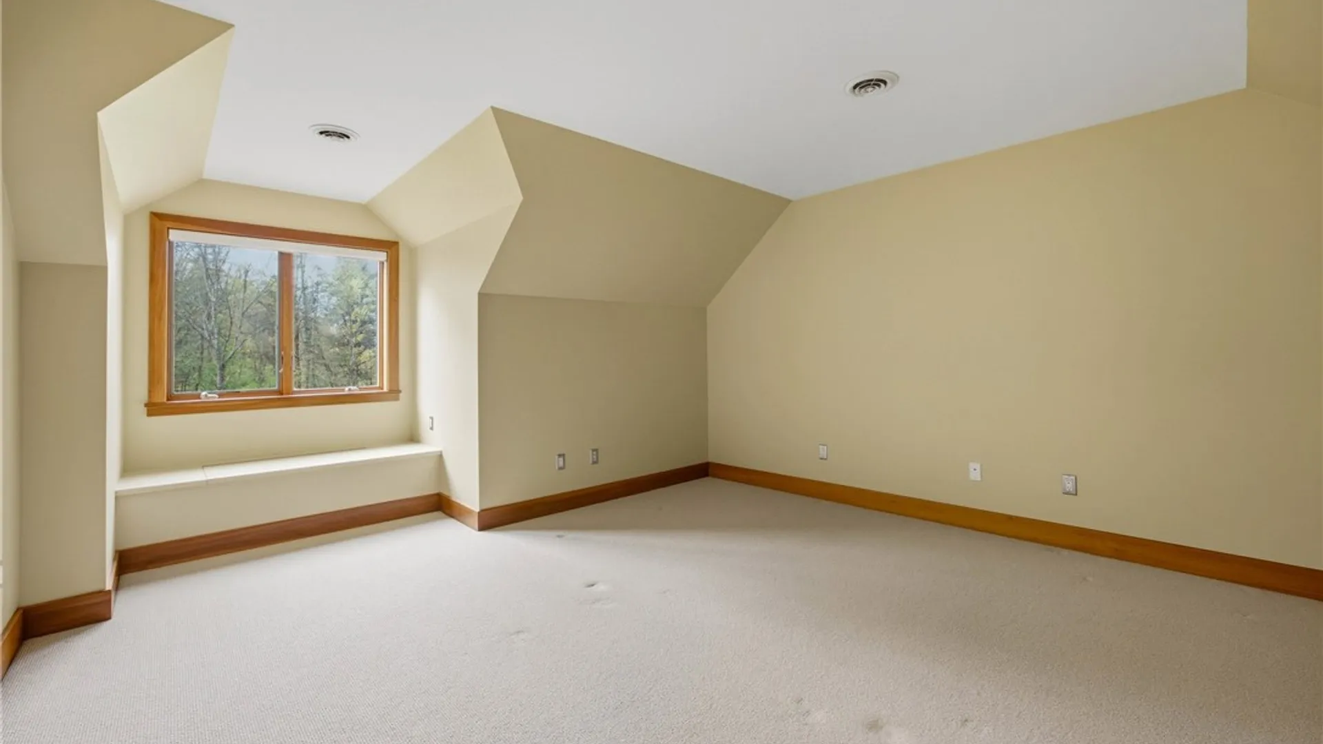 Property at 7 SCR Lane, Perinton, NY 14564 35