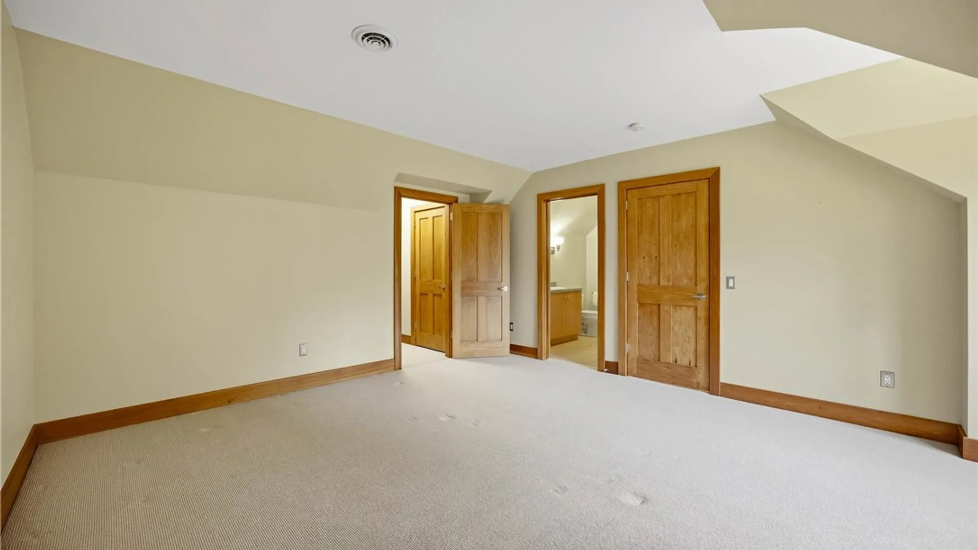 Property at 7 SCR Lane, Perinton, NY 14564 36