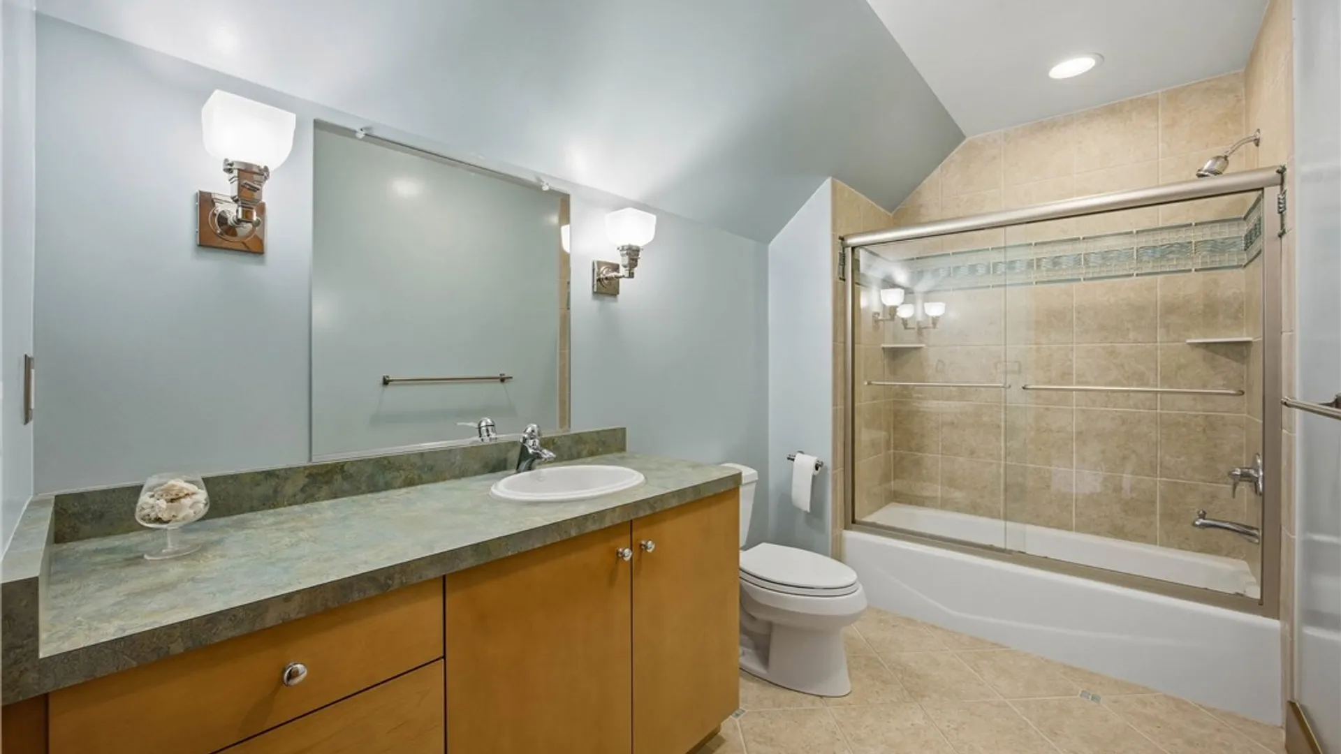 Property at 7 SCR Lane, Perinton, NY 14564 37