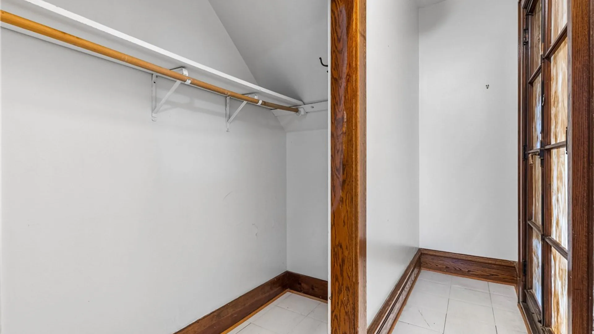 Property at 947 East Avenue, Rochester, NY 14607 27