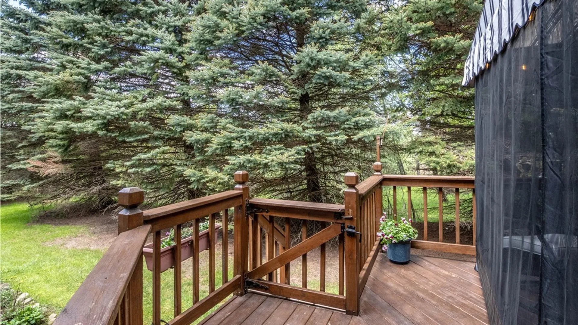 Property at 16 Hill Drive, West Seneca, NY 14224 43