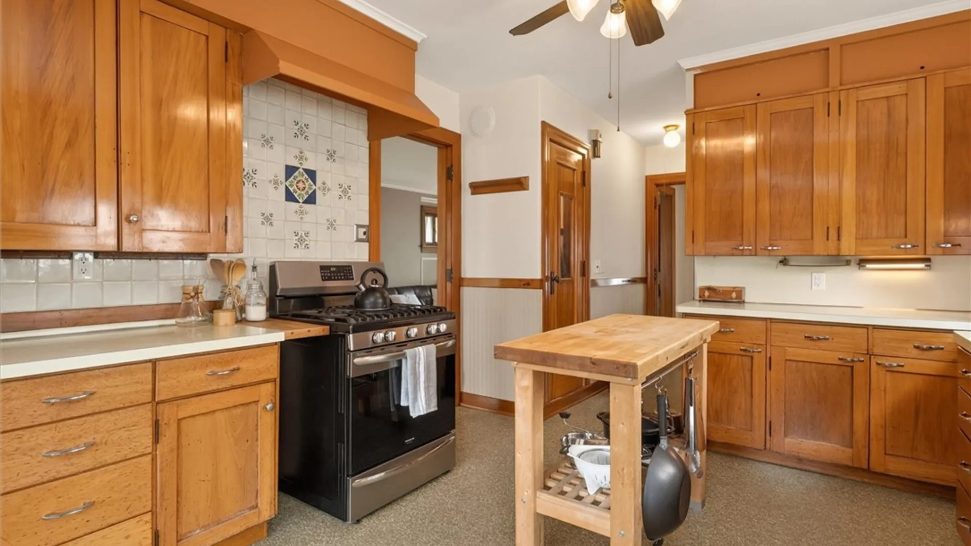 Property at 42 Washburn Park, Rochester, NY 14620 29