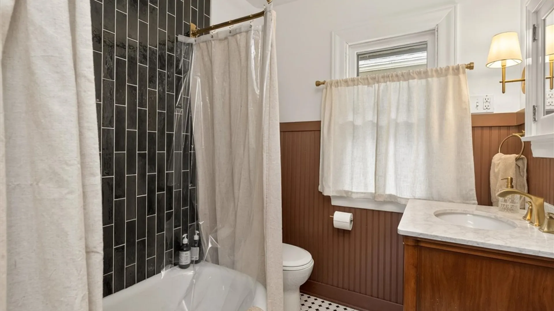 Property at 42 Washburn Park, Rochester, NY 14620 39