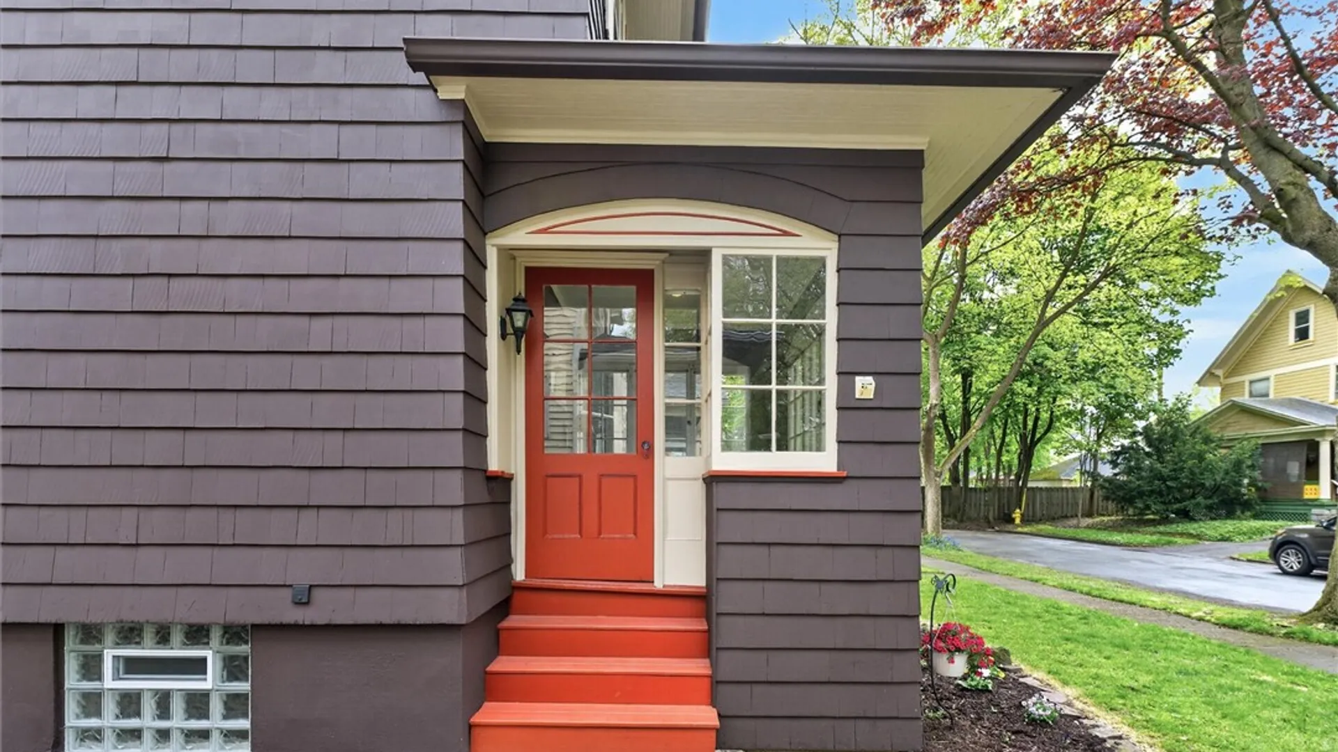 Property at 42 Washburn Park, Rochester, NY 14620 4